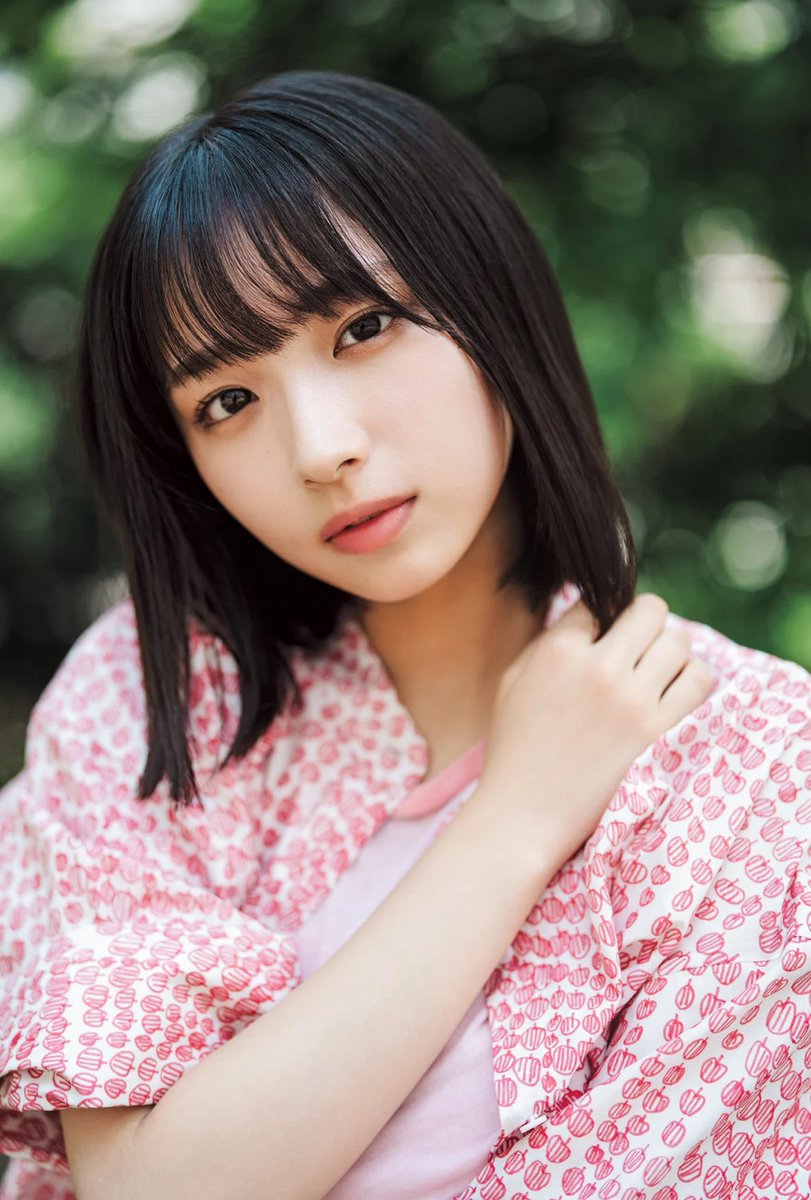 d9m1m's tweet photo. 大野愛実さん🦀
はるはるに連れられるまなみんが可愛い😍 https://t.co/A1H6wMz6Ry