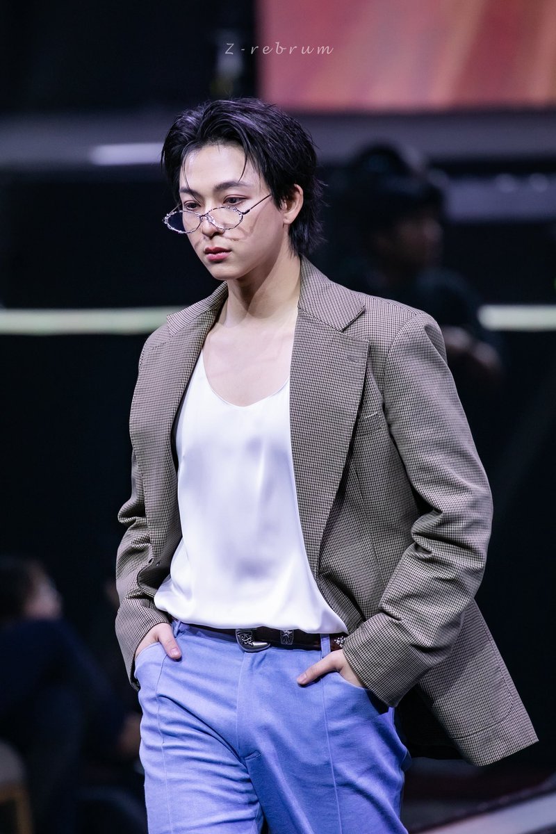 ao2mim's tweet photo. ค่ดหล่อ ค่ดเอา มีแฟนยังค้าบบบบบบ https://t.co/DmrkpyaXgV