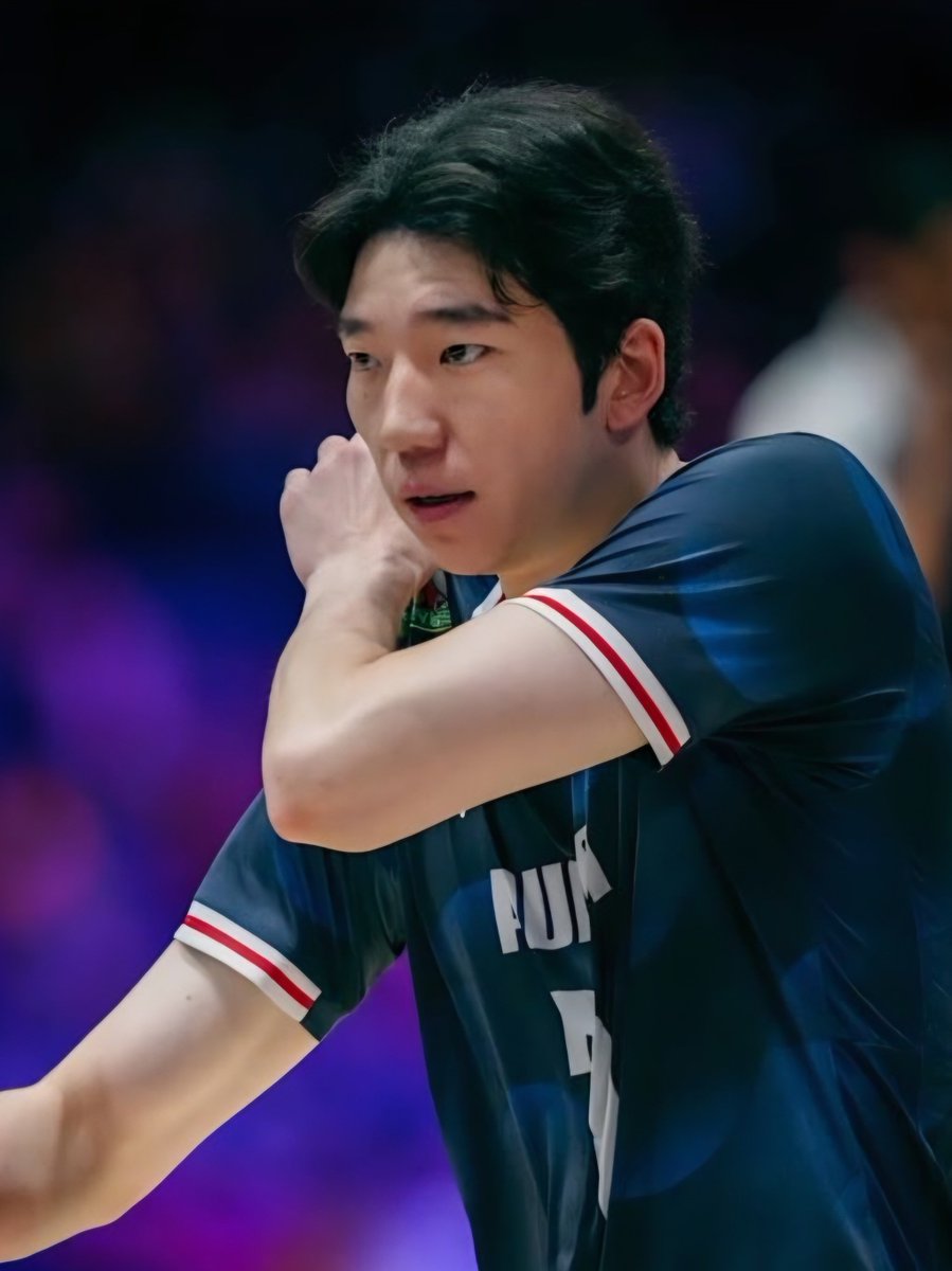 ransubong's tweet photo. 🇰🇷 Korea 3 - 2 Australia 🇦🇺

#7 Heo Subong
28 points
26 attacks, 67% success, 54% eff
1 block
1 ace
12 exc. receptions, 9 digs

#9 Lim Sungjin
15 pts
14 attacks, 50% succ, 32% eff
1 block
5 exc. receptions, 9 digs

#허수봉 #임성진 #팀코리아
#AVCContinental https://t.co/E52uP4HshC