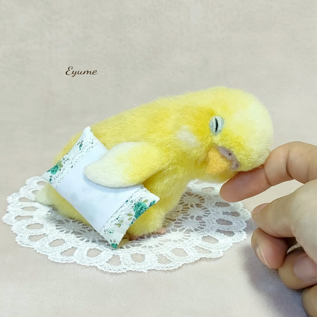 eyumeito's tweet photo. 【9月15日（火） 21:00〜】minneにて販売開始予定です。

作品登録しておりますので、見に来ていただけますと嬉しいです🥰
https://t.co/rNC3KszY1H

素敵な出会いがありますように🌸

#羊毛フェルト https://t.co/YIstMzV0vS