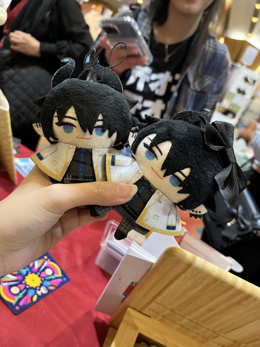 natnotnathhh's tweet photo. Renvaders small meet up during cocoma5~💚 https://t.co/2ATIlrOpLv