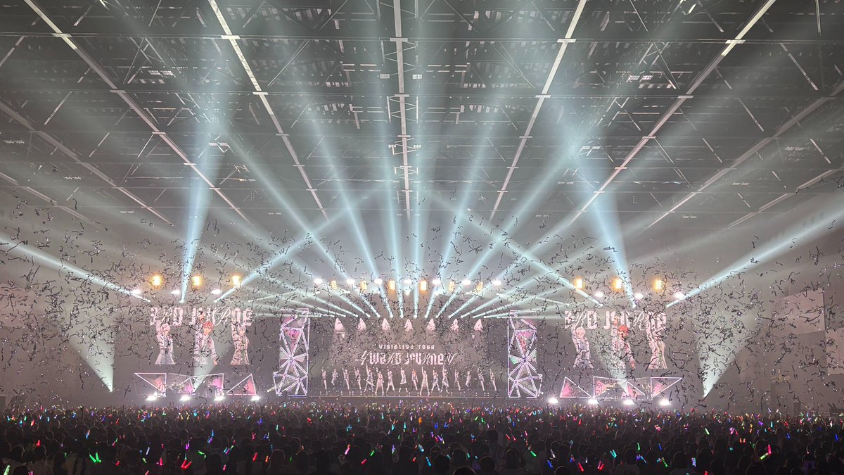 iD7Mng_Ogami's tweet photo. 【VISIBLIVE TOUR “4WARD JOURNEY”】
『アイドリッシュセブン VISIBLIVE TOUR "4WARD JOURNEY"』福岡公演が終了いたしました！

幕張、大阪、福岡でたくさんの応援をいただき、ありがとうございました！
進化するアイドルたちのパフォーマンスに、ぜひこれからもご期待ください！
また皆様にお会いすることがで���ますように…！

#アイナナ #アイナナ_4J