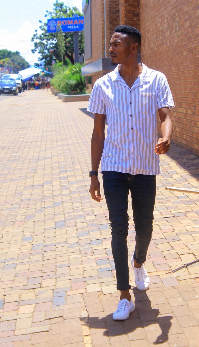 Ronnymiyambo's tweet photo. Proudly #Mutsonga Thwii
Mzamani
#Ronnynjhee π€·ββοΈ https://t.co/Szvg3kFDHE
