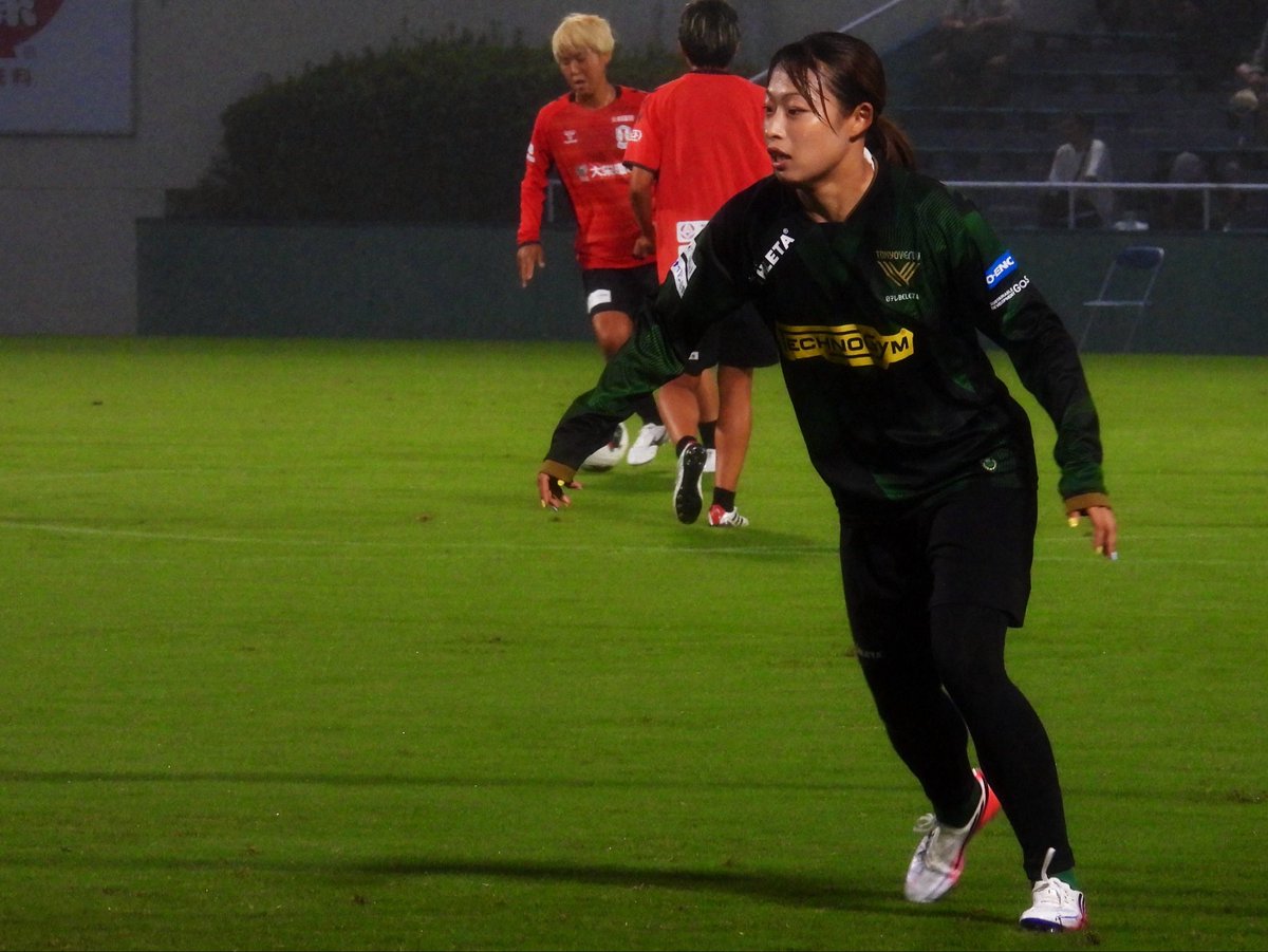 ym_msk221's tweet photo. この前の負傷交代が心配だったけど
ベンチには入ってて姿見れて安心😮‍💨
次はプレーしてる姿が見れますように！！2️⃣2️⃣💚
無理だけはしないでね！ https://t.co/3HaKMGlRuM