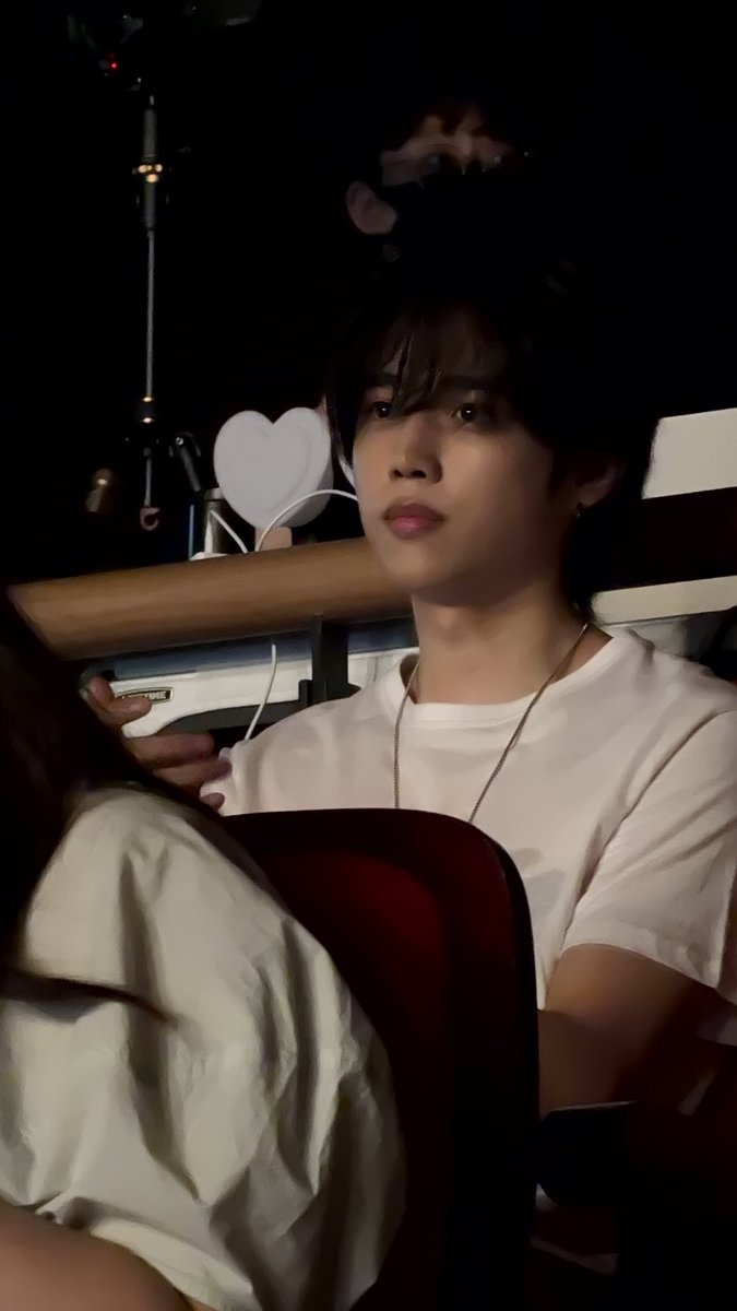 dearmyberry's tweet photo. 얘ㄷ
ㄹ으…..
아니잠만 #선우 https://t.co/cHvwZoGqiF