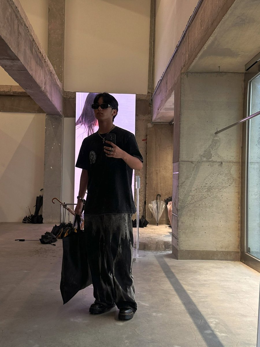 MarcusGlobal_'s tweet photo. [INSTAGRAM] 091326 #MARCUS Post Update (1/4)

“down in seoul”

🖇️ https://t.co/YWIztbIMHe

#MarcusRayden #MarcusCabais https://t.co/KfAKMrHuwo