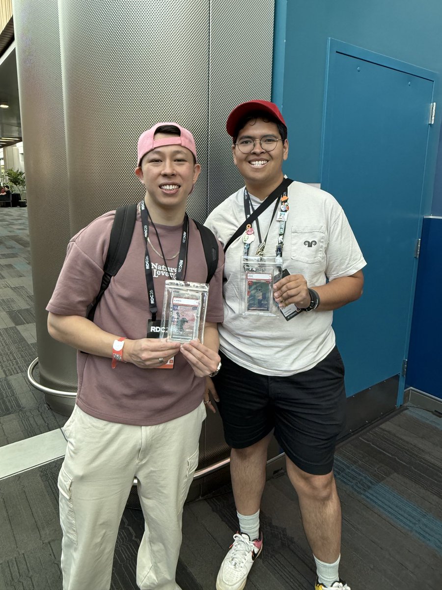 mprsnd_'s tweet photo. Met up with @BundunLive on the last day of RDC to give him his @dynadex_ card.

Ran into him by complete chance on mixer night and let him know of his card’s existence. Hope you enjoy it and catch you next year! https://t.co/ypvr5xd84u
