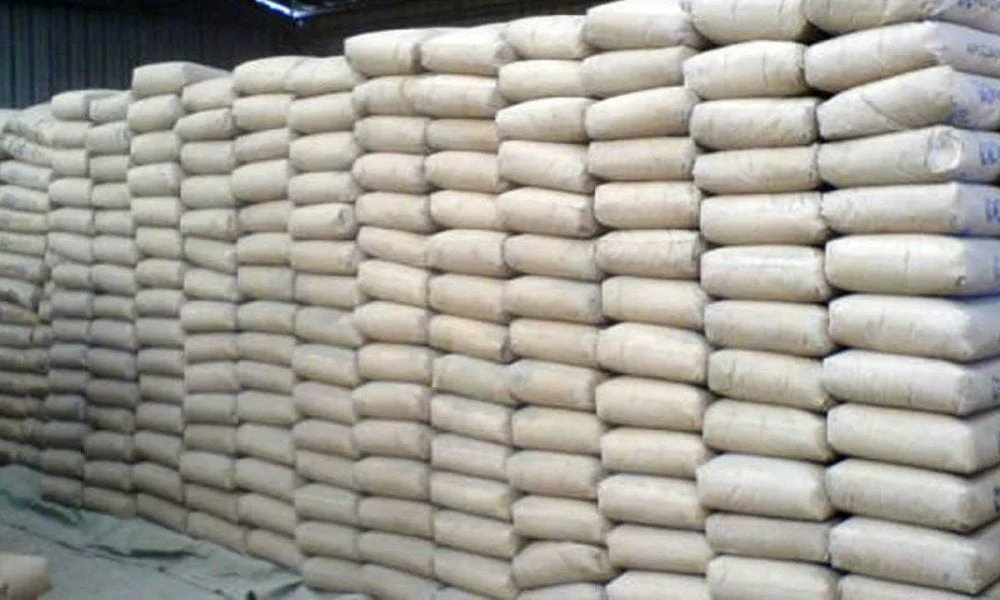 NigeriaStories's tweet photo. Price of one bag cement now ₦12,000 in Abuja.

What is the price of cement in your area? https://t.co/RKXLFkn7jF