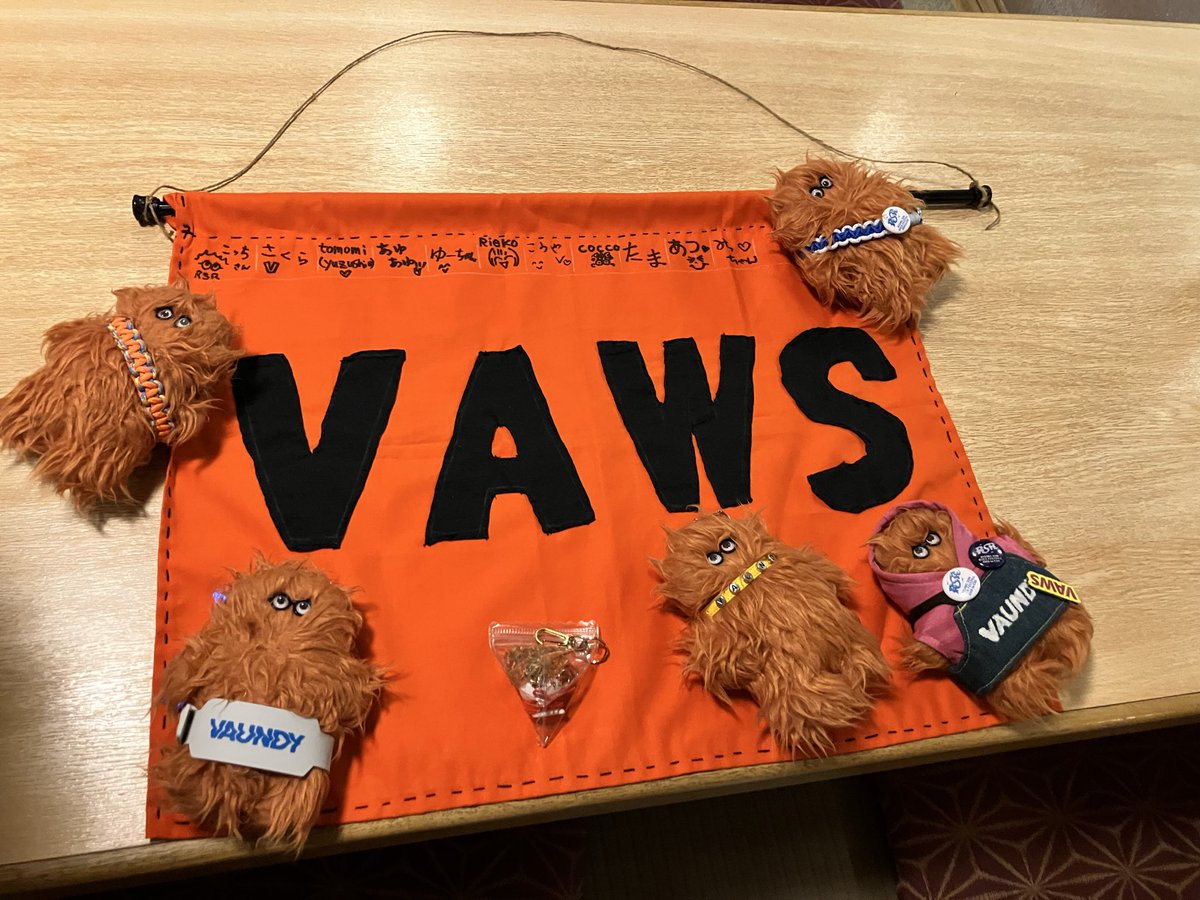 cocco810moca's tweet photo. 初参加させていただいたVAWS会
当日までドキドキが止まらなくて
でもすぐにワクワクに変わりました😋
VAWSのみなさん優しくて
推しで共感し合える世界は最高です🧡
来年の真駒内ひとつ楽しみが増え���した✨
これからよろしくお願いいたします😊 https://t.co/ufeMcsyPzv