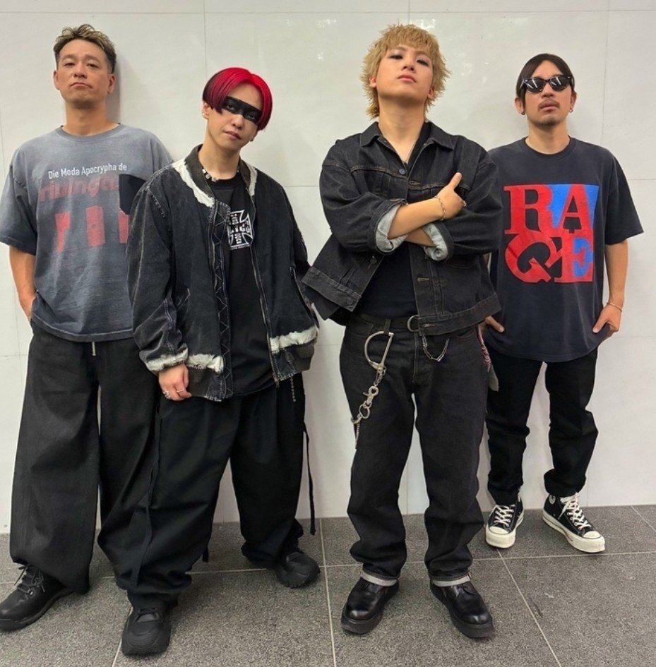 haruma11111's tweet photo. 私は志村正彦♥君を絵で生かす為入った学校で#TREASURE05X #トレジャー #SPYAIR #YOUSUKE が絵のmodelしてた為知人で私は♥他https://t.co/8XdBJMHtps殺https://t.co/KQNgTXitlJ隠蔽の為学校で
犯罪に遭いhttps://t.co/45kwCoQGJN 三浦春馬🐎君他殺時真実言う為退学後♥🐎の想人と知られ曲になってます https://t.co/ldnrRIIa4W
