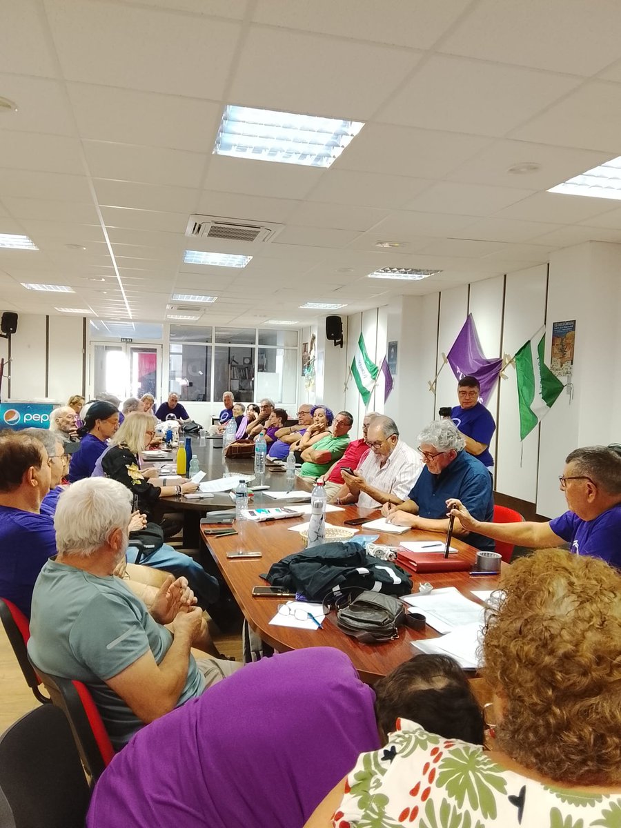 Recuperarpodand's tweet photo. 𝗔𝗻𝘁𝗲𝗾𝘂𝗲𝗿𝗮-𝗜𝗜 : Somos much@s + avanzando, creciendo y contribuyendo. 
𝙂𝙧𝙖𝙘𝙞𝙖𝙨 a las aportaciones de "Fila 0" y a quien no pudo ir y confirmó su apoyo.
En este positivo debate nos marcamos nuevos objetivos y se reafirmó el compromiso de #RecuperarPodemosAndalucía https://t.co/lHzephMWmC