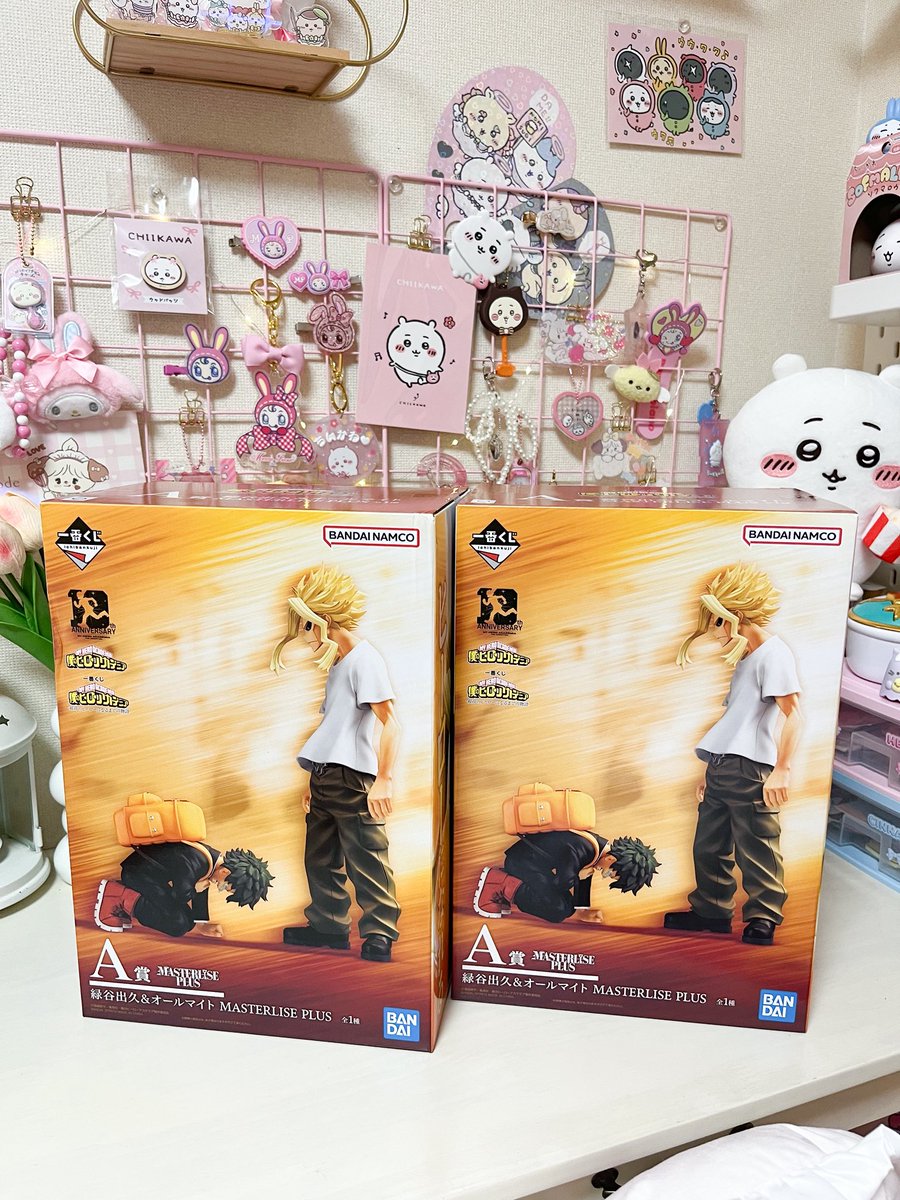 r_ma_kt's tweet photo. というわけで、今回のヒロアカ18回引いた結果、まさかのA賞2個ーーーー！！！！
私のB賞どこいったーーーーーー https://t.co/8q0yADDlOx