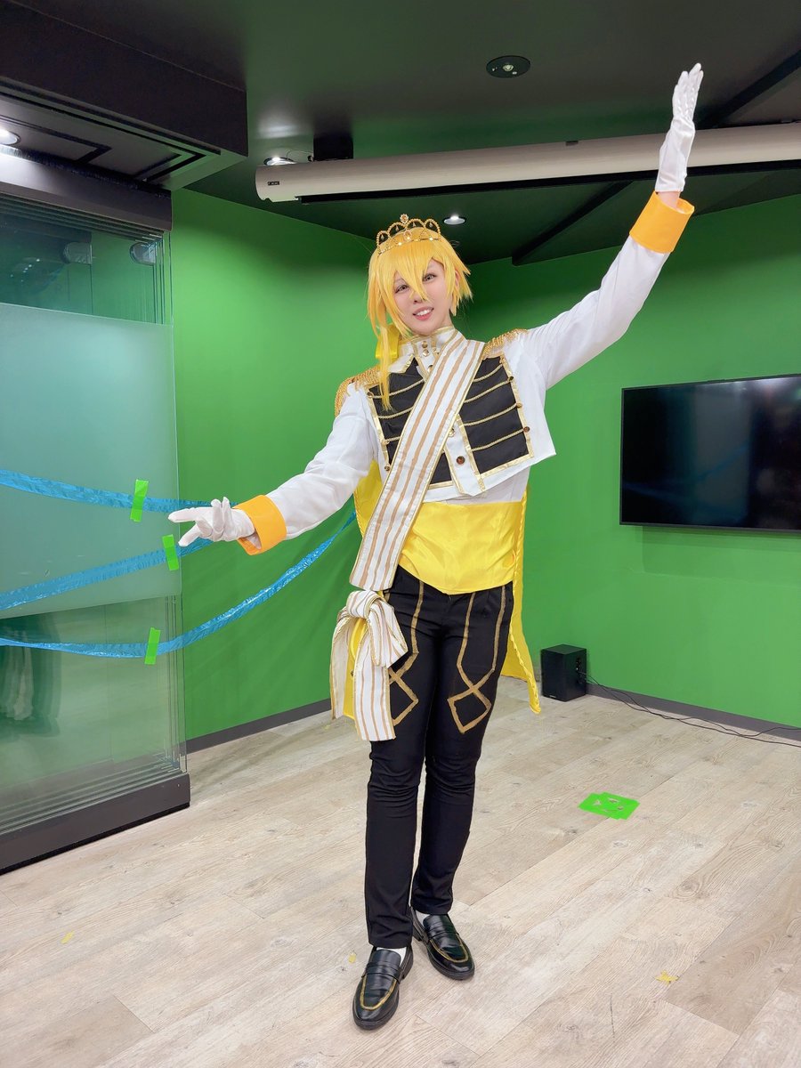 swb0525's tweet photo. cos
衣装頑張った���ょん
この世にひかるくんの衣装を一着増やせて嬉しいにょん https://t.co/SDTXvMCa96