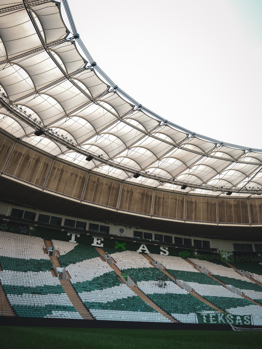 BursasporSk's tweet photo. 🏟️ Evimiz maça hazır. https://t.co/uwmrlzwOM3