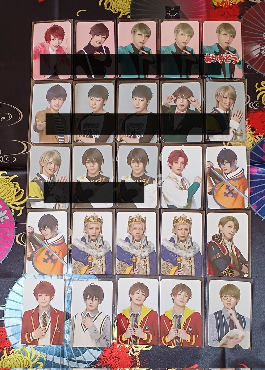 adq5959_st's tweet photo. 【交換/譲渡】エーステ トレカ
譲)咲也/真澄☆/綴☆/シトロン/千景☆/天馬☆/幸/椋/一成☆/九門/十座☆/紬☆/丞/ガイ☆/支配人(松川)/タンジェリン/ミカ
求)100円(+送料)
☆は無印同数～お迎えをお願い致します。よろしくお願い致します。 https://t.co/nlkRyOV80Y