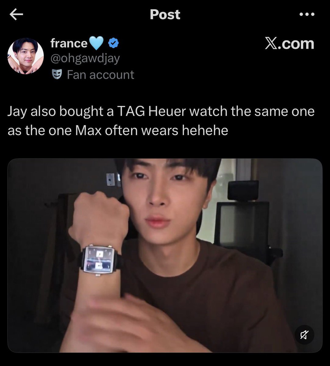 ridetosolarr's tweet photo. from sengaja beli jam tangan tag heuer yg sama kyk max hyung to diundang sama tag heuer untuk nonton max hyung di arena secara langsung GOKIL 😭☝🏻 https://t.co/Hog8OS6kg5