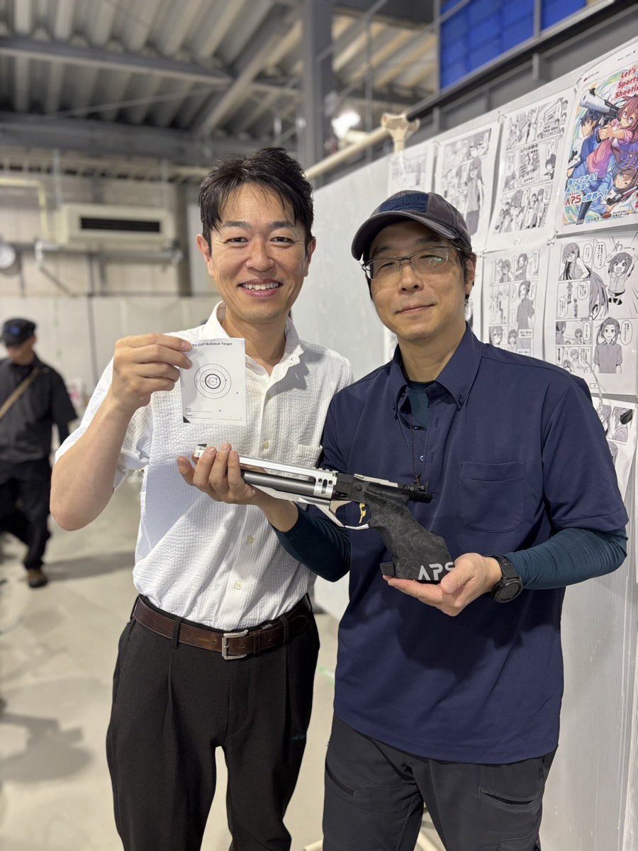 ssm_murakami's tweet photo. 幼馴染がAPS初体験 https://t.co/Ii9MSUCCuj