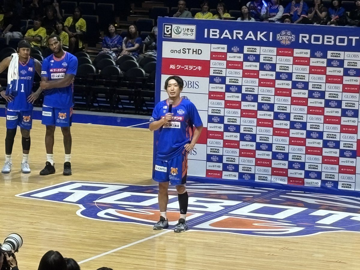 etk2101's tweet photo. プレシーズンゲーム勝利！👏

中へのアタックが多くて、見ていてすごく面白かった！これからさらにチームとして噛み合っていくのが楽しみです🔥
今シーズン、ますます期待が高まってきました！

そしてラオの引退が思っていたより早くて驚きました…。
最後までしっかり応援します！GOGOロボッツ！ https://t.co/g6iR8ZUo0g