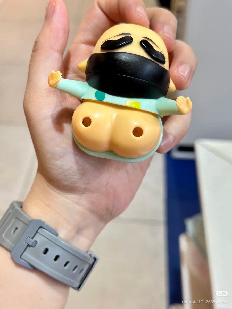 kiccichu's tweet photo. cute  shinchan  inhaler  😣 https://t.co/4olULU4Pgz