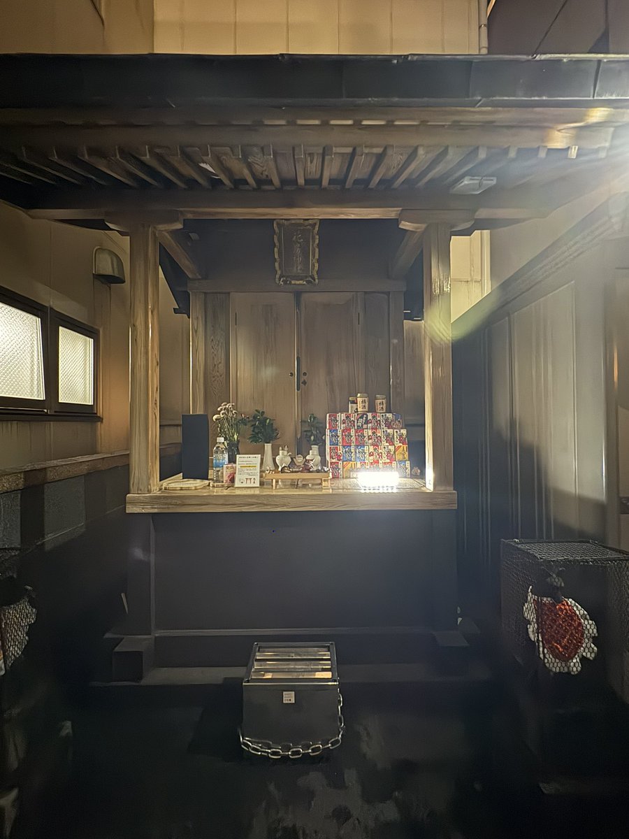 joba_tm's tweet photo. 本日も寄らせていただきました。
いつも綺麗で素敵です！
#花房神社 https://t.co/LC4VchUYKE