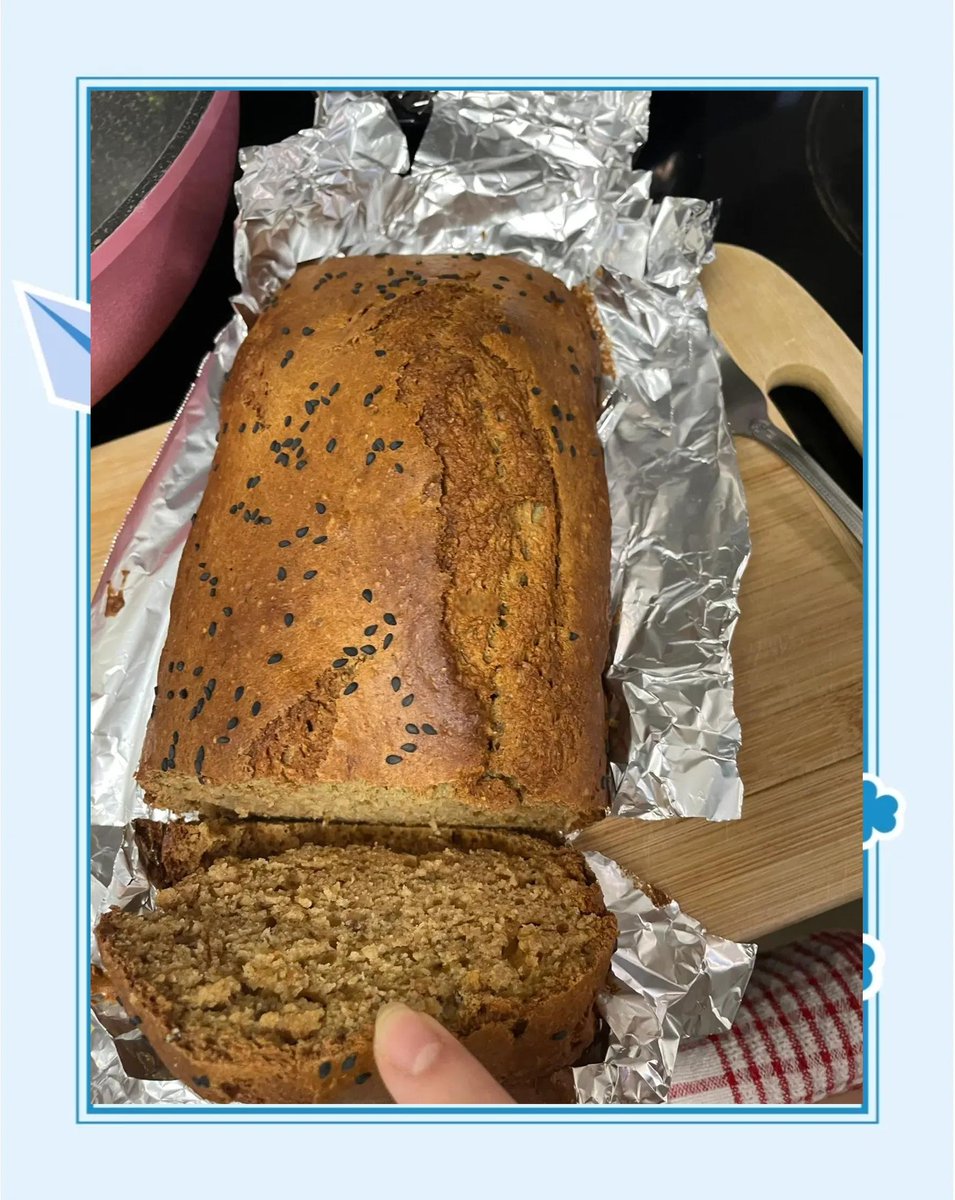 LeonorDizo1hzu's tweet photo. Just pulled my first homemade sourdough loaf out of the oven—crusty exterior, soft inside, and the whole apartment smells like heaven  Best weekend baking win ever!， https://t.co/1ah6jtBHuG