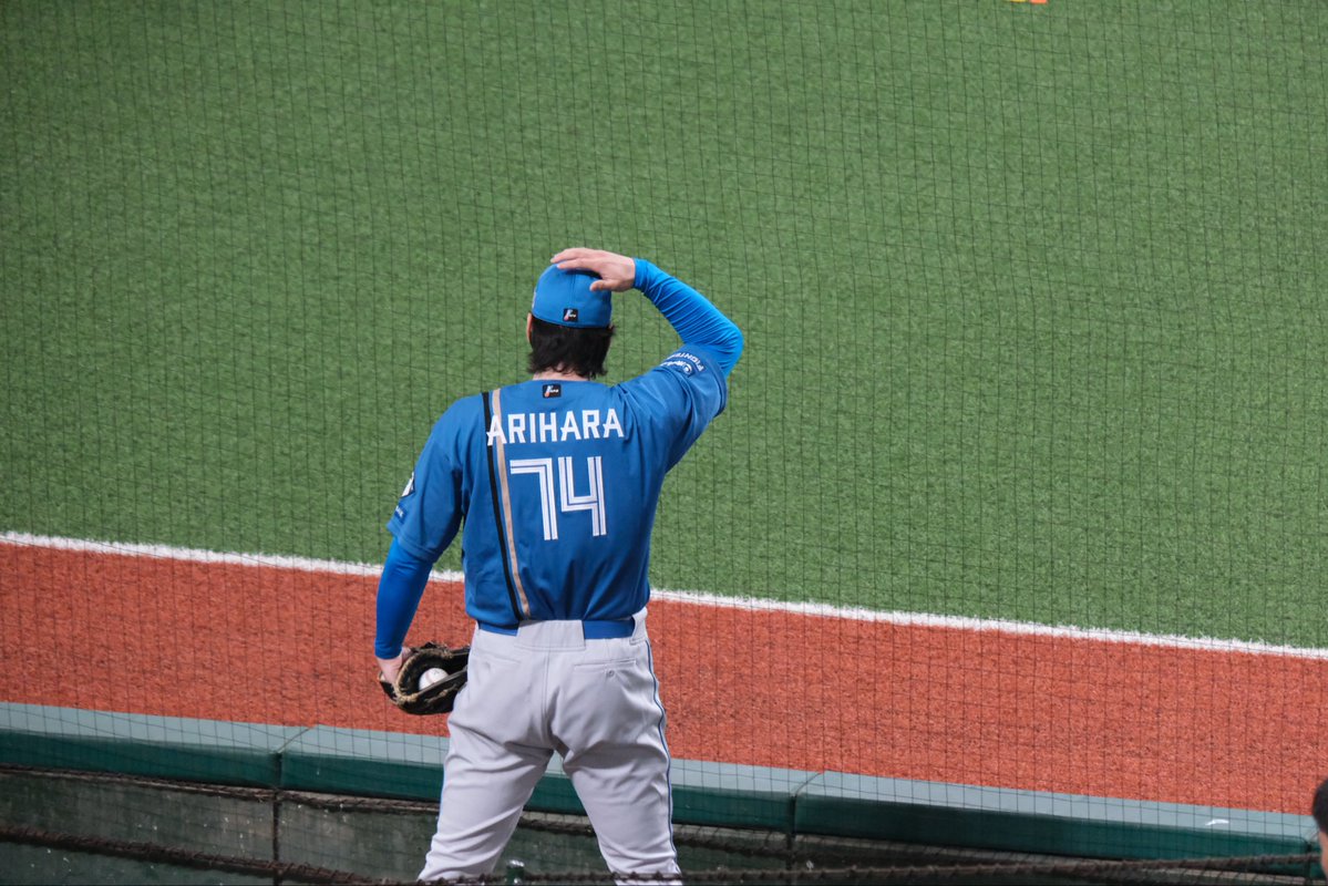 okiniirukami's tweet photo. 有原頼むぞー

#lovefighters https://t.co/29XvqCFTYd