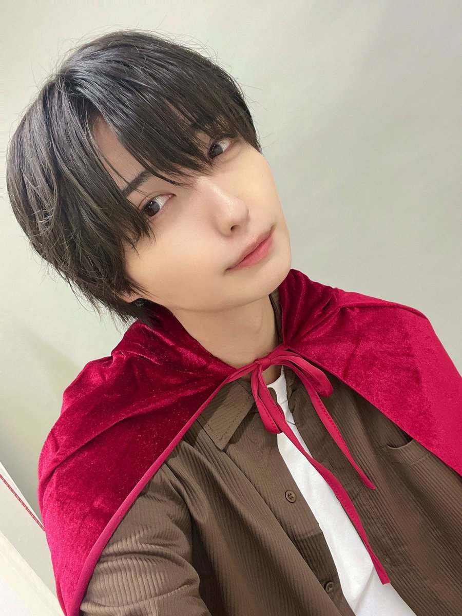 yuto_idolity's tweet photo. 舞台「本。」
予約受付中です！！📕✨
ぜひ！！ぜひ！！

⭐️チケット予約フォーム
https://t.co/y8G7NMmUZt

⭐️応援ボード予約フォーム
https://t.co/Q2i7m0qI0W

⭐️タペストリー予約フォーム
https://t.co/mz7KkS5Az7 https://t.co/EtwoUkyV5t