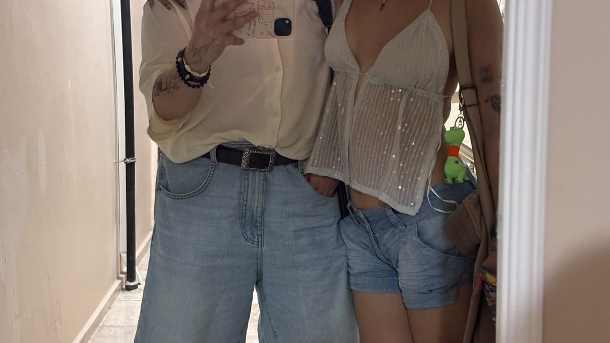 sv1gf's tweet photo. manita ve bendirrr (tatilden https://t.co/X8bkoc2yMI
