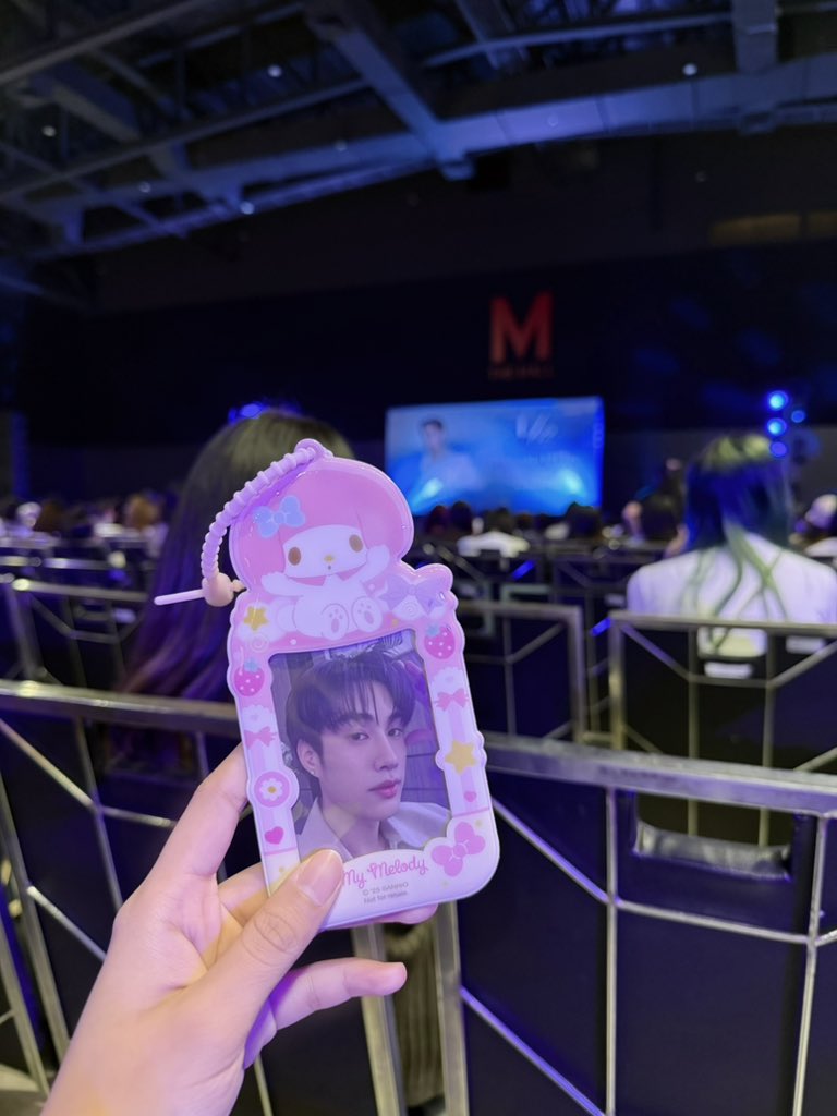 jornor16_'s tweet photo. เช็คอินค้าบบบ🩵

TLE TURNS 28th
#28thMatimunBD
#TLE_mrm https://t.co/rhoRmjuNoU