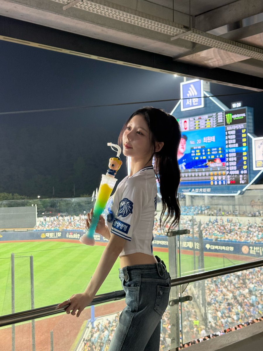 triplescosmos's tweet photo. ⚾️💜

#tripleS #트리플에스
#HyeRin #혜린 https://t.co/43lhxrJ6iv