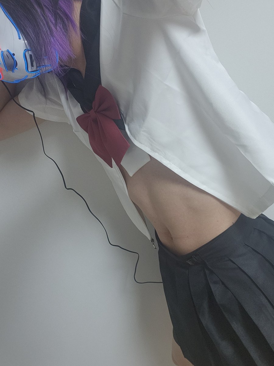Below84_F's tweet photo. 가발이래 https://t.co/ihJxmB1I9I