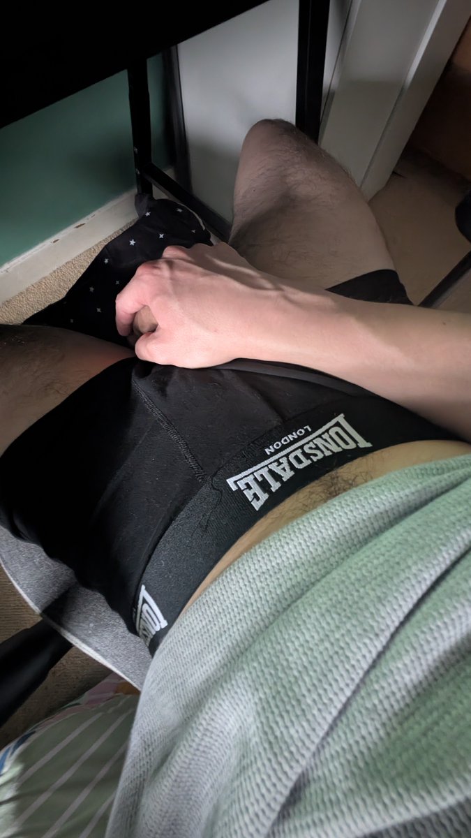 Longerbysome's tweet photo. Meow if u wanna sit on my lap 😽 #nsfwtwtًً https://t.co/3Do4zJGclQ