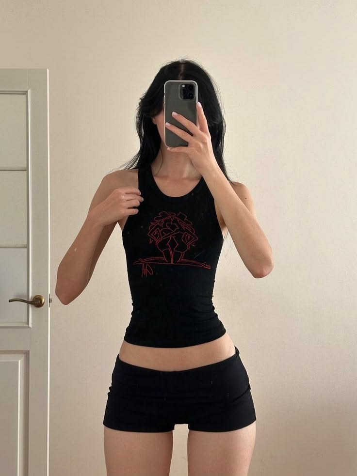 thcluvana's tweet photo. dream body be like https://t.co/0I6cCsapVC