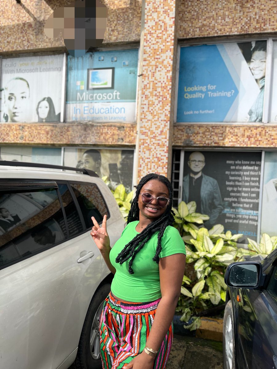 Just_ebube's tweet photo. I broke bread today 🌚💚
Have a beautiful Sunday and a blessed week .

Ohk byeee🫠 https://t.co/WR7F4op9m4