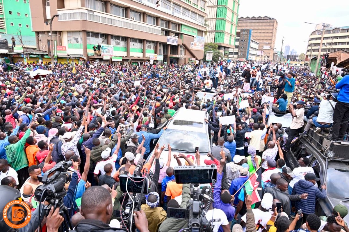 edwinsifuna's tweet photo. Making our way through the CBD…tumepita Marikiti tunakuja https://t.co/8CpW96VcM9