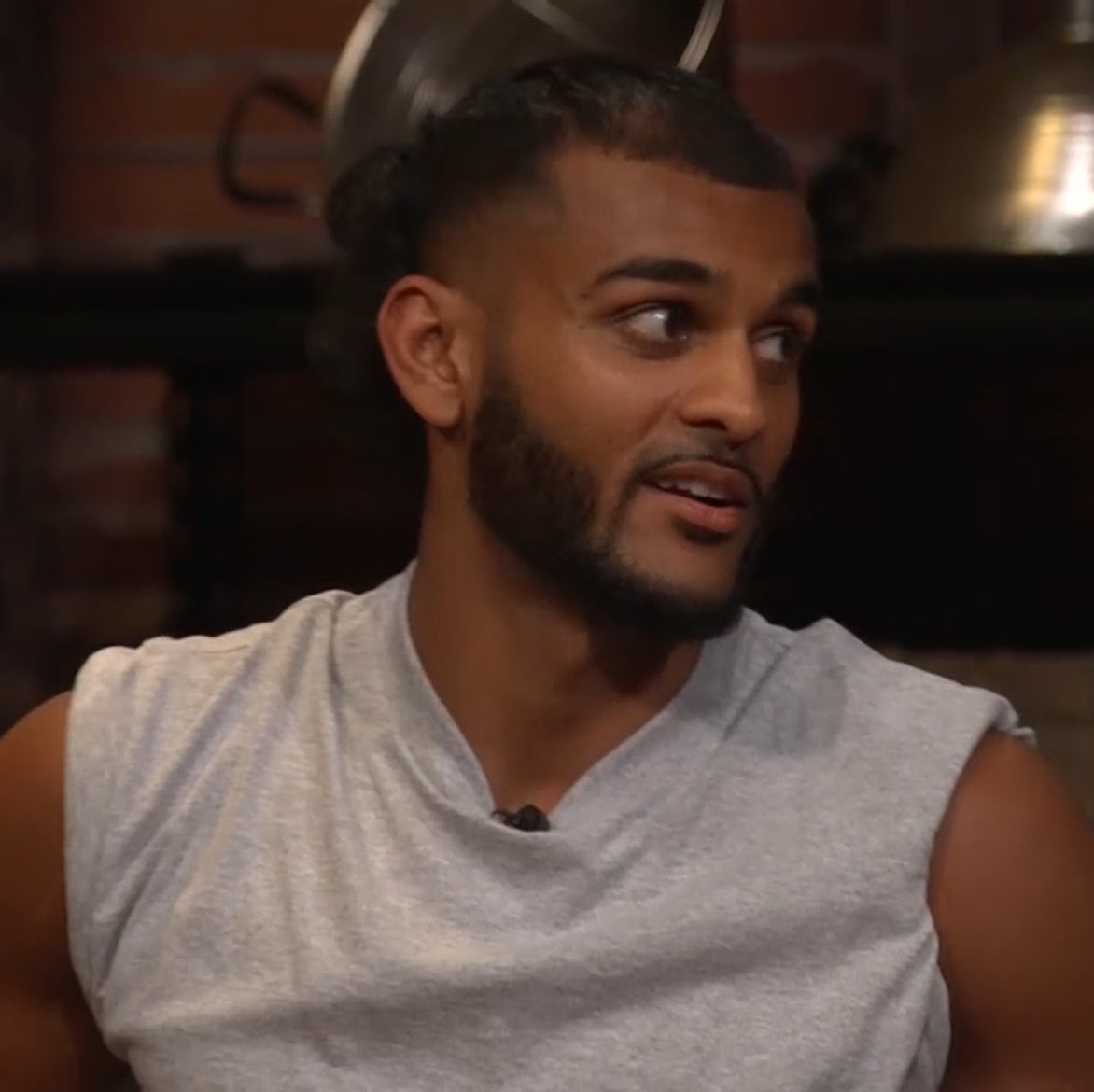 89razorskate20's tweet photo. Really smart move by Drew to get Yash to take this deal, just secured his spot in Final 6! #BB28 

Do we think Drew will honor his deal? https://t.co/26RLHAWdeC