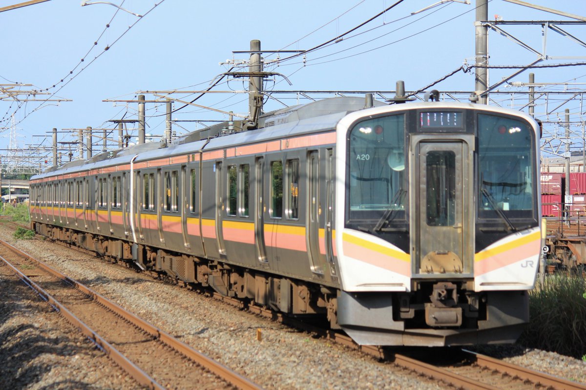 hetcq's tweet photo. 9/13 1M 1629M 東新潟駅
#新潟 #鉄道 #いなほ https://t.co/Iz1jhGFXxU
