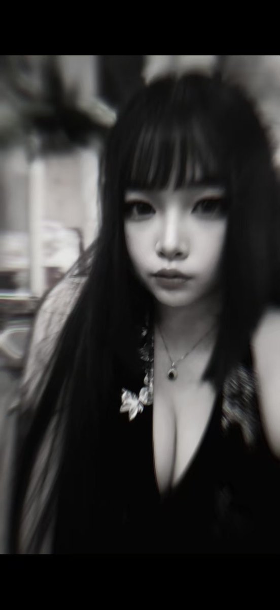 Yesong_sama's tweet photo. 主包长相大揭秘
#sm #女S #4i #上位者 #dom https://t.co/8PzPxVPVFv