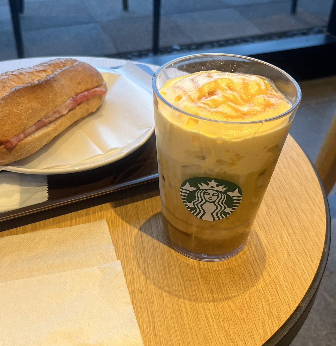 pippwa_'s tweet photo. お芋ラテ🍠キメてきた https://t.co/5UlGyUW1Kf