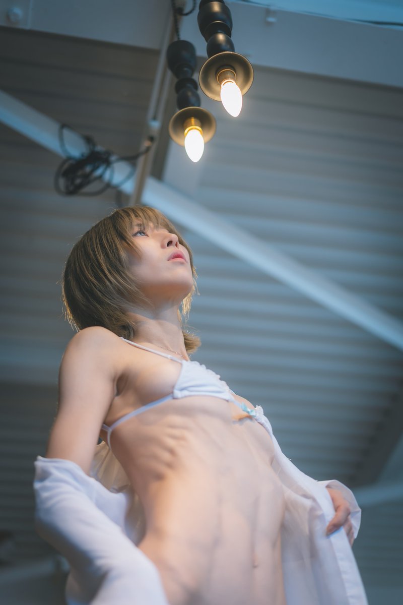 KINGAOKING's tweet photo. 腹筋 上から見るか下から見るか
model:#美東澪(@mitoumio )
#バンビーナ撮影会 
※掲載許可済み https://t.co/8yUby23g9d