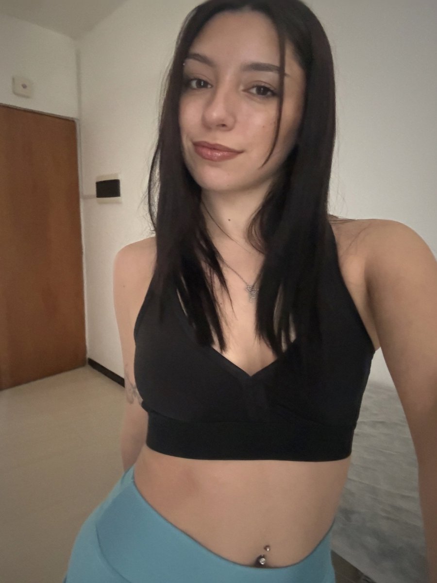 auraluna69's tweet photo. nothing but good vibes today ✨🌷 https://t.co/3gniiVRsax