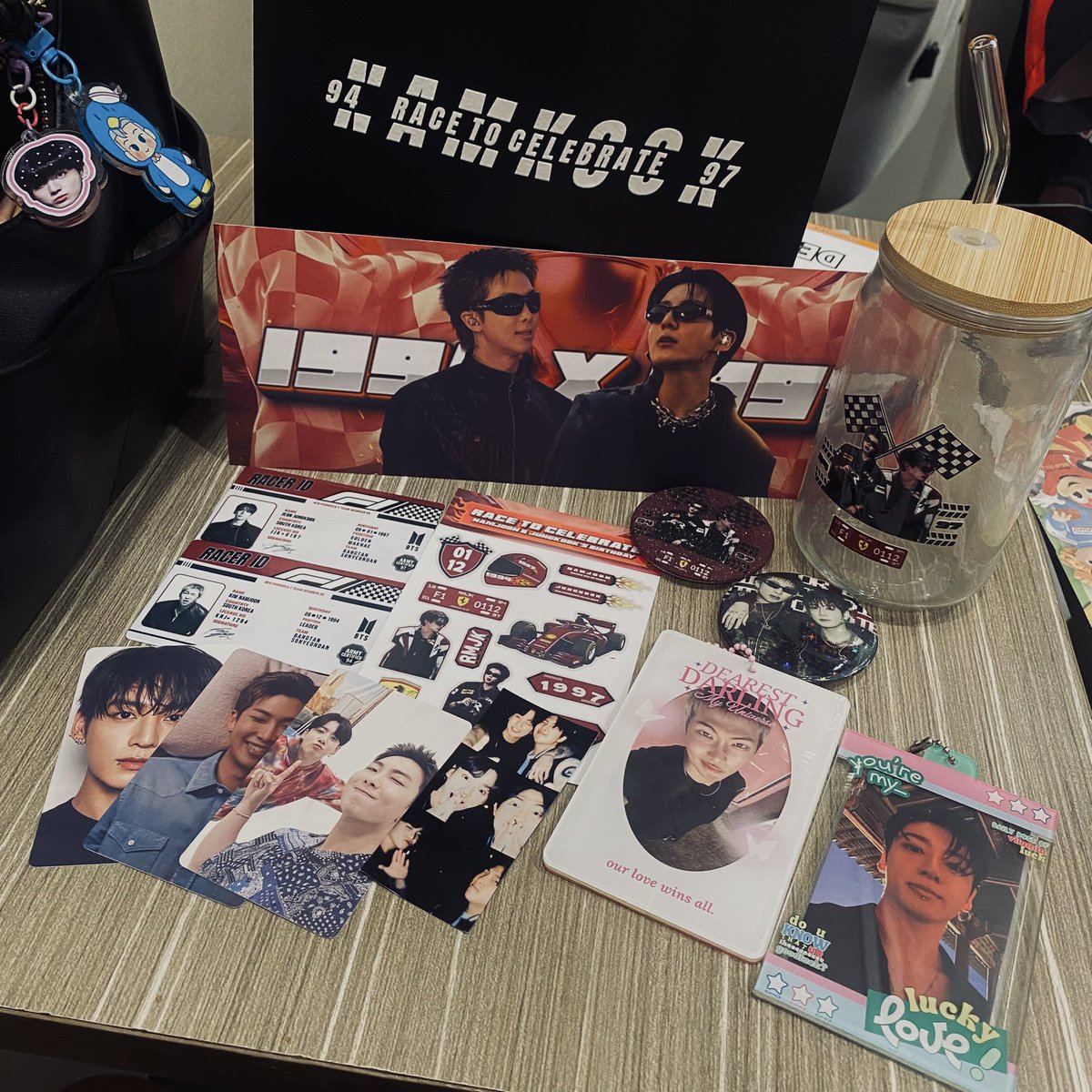 jkthvxnte's tweet photo. another namkook event passed! 🥹💜 thank you so much, ate @hyiachi , for the free pass giveaway, and @0112jkrkive for organizing this event! i really enjoyed this kind of event 🫶🏻 until the next one!! 🥰

#RMJK0112
#RacetoCelebrate
#NamkooksDay https://t.co/yEWt5hV0mp