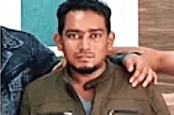 CSI_humanrights's tweet photo. Together in Prayer 🙏

Every Sunday we pray for the oppressed and persecuted.

This week we travel to #Indonesia 🇮🇩 

Pastor Dedi Saputra, a former Muslim, has been sentenced to two years in prison for blasphemy and incitement of the people.

A court in Banda Aceh, where Sharia law is in effect, convicted him over comments he made on social media about the prophet of Islam.

We pray for Dedi Saputra’s release and for a reform of the current, discriminatory blasphemy laws in Indonesia.

👉 https://t.co/ov8vDbbPKc

#Christianity #HumanRights #ReligiousFreedom