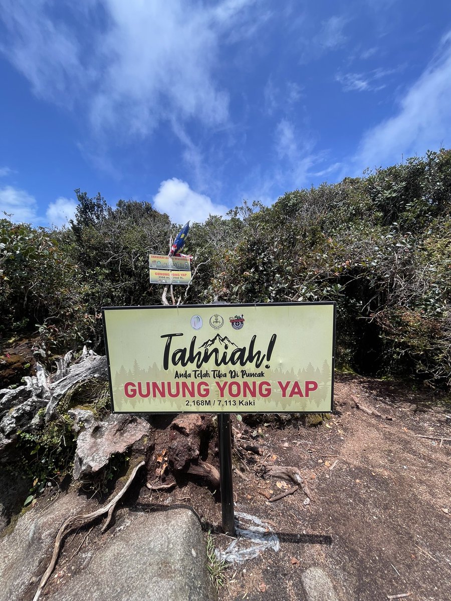 hill_omel's tweet photo. Gunung Yong Yap 2167M ✅ https://t.co/8yHKGeVO0a