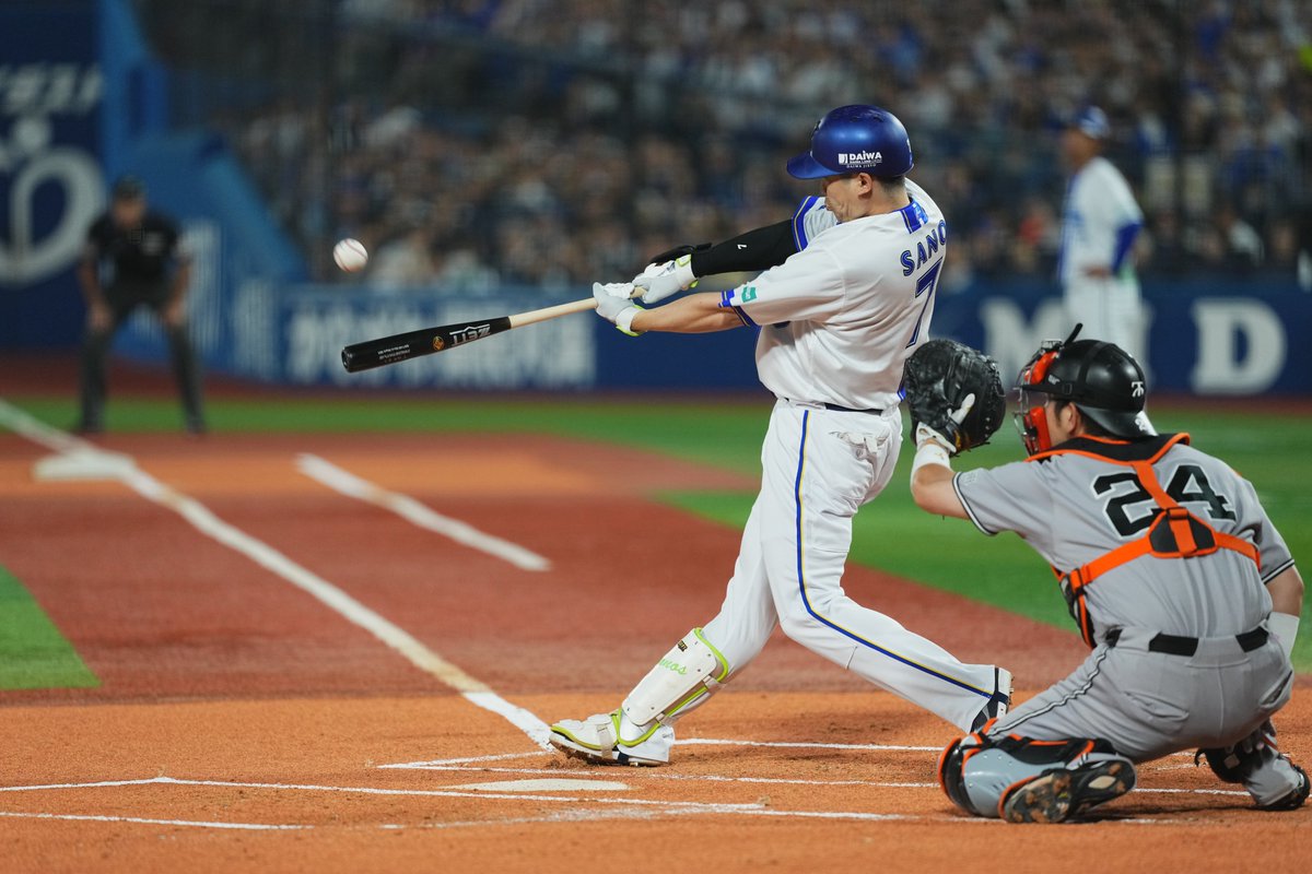 ydb_yokohama's tweet photo. #佐野恵太 選手
#デスターシャ 
#限界のその先へ
#baystars https://t.co/5Kza5T7BtA