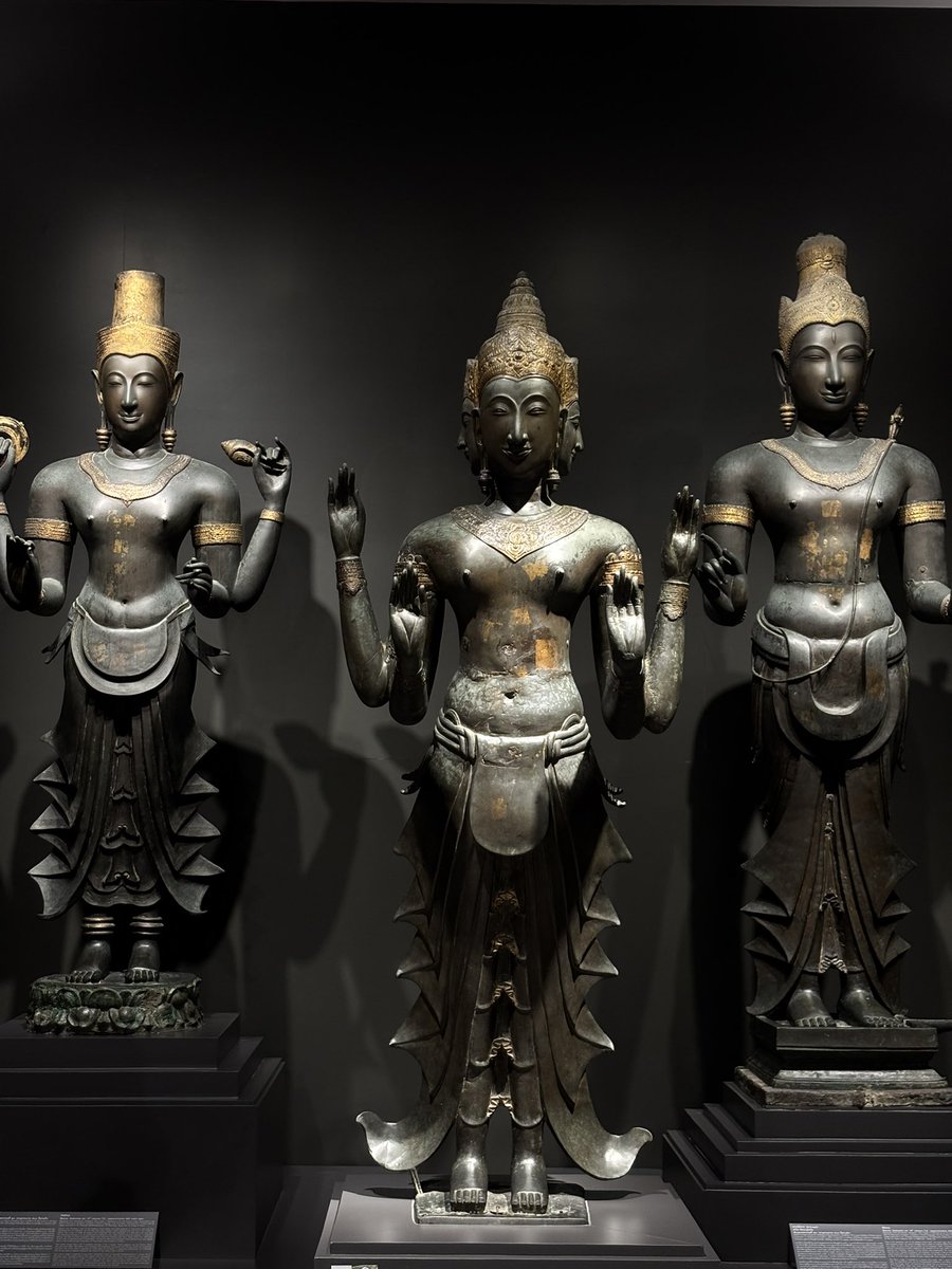 iamnyx_sr's tweet photo. 📍National Museum Bangkok https://t.co/ojSfMe8cCq
