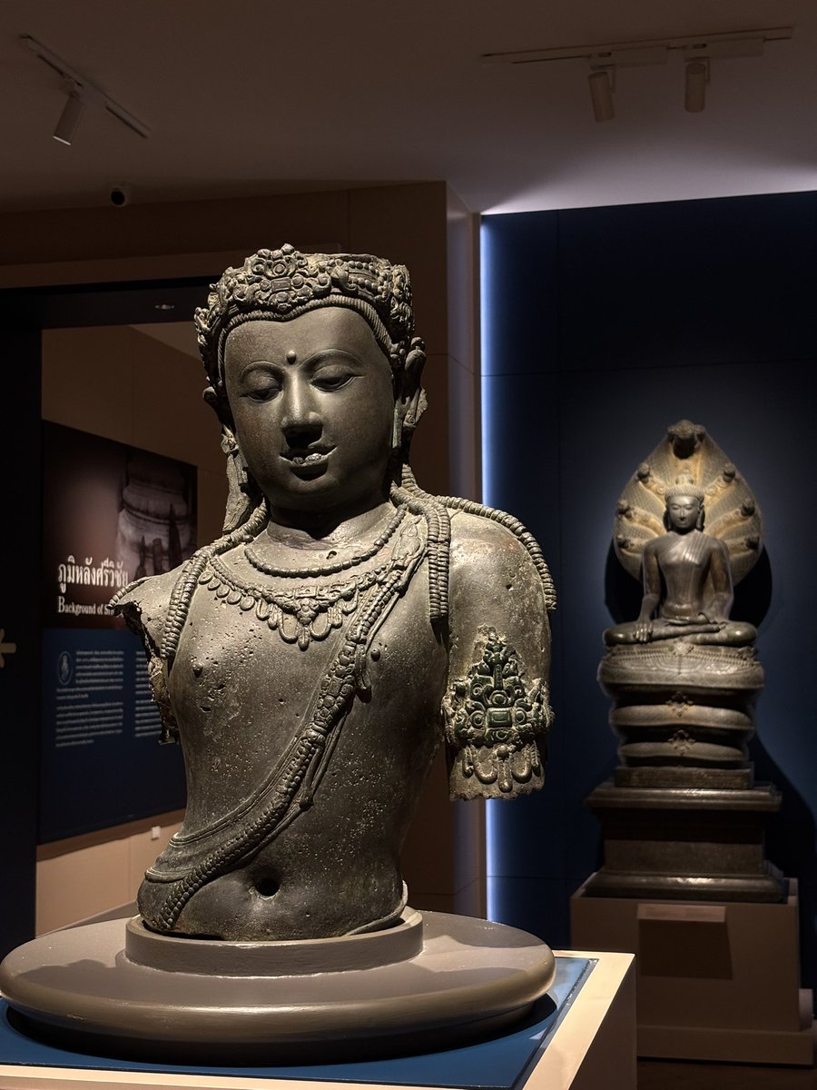 iamnyx_sr's tweet photo. 📍National Museum Bangkok https://t.co/ojSfMe8cCq