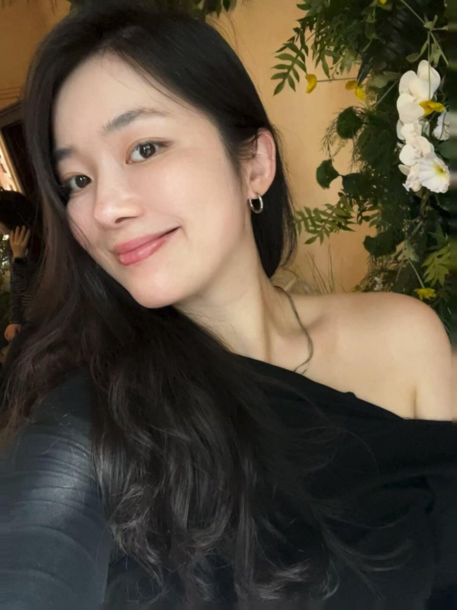 totae60n's tweet photo. 怎么查找附近的人？我不会 有人教？ https://t.co/VR4apS2BaQ