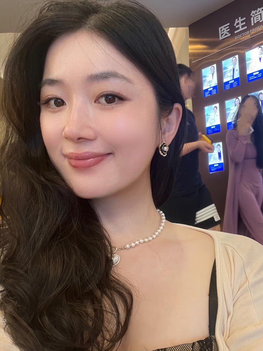 totae60n's tweet photo. 怎么查找附近的人？我不会 有人教？ https://t.co/VR4apS2BaQ