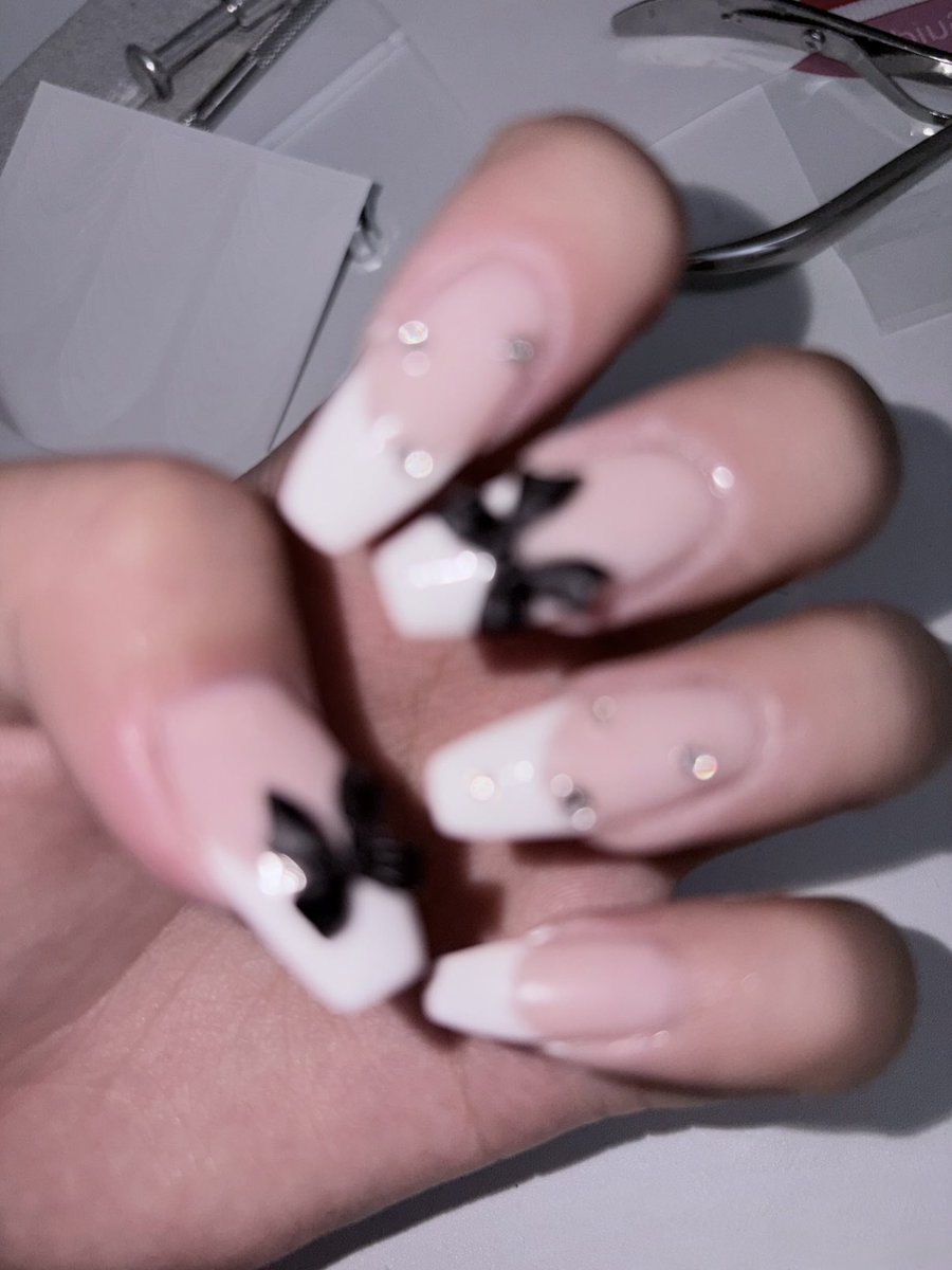 nyeeeeesh's tweet photo. 🛍️🐰💕🍌🍮🍰💅🫪 https://t.co/OUFE2YA4ha